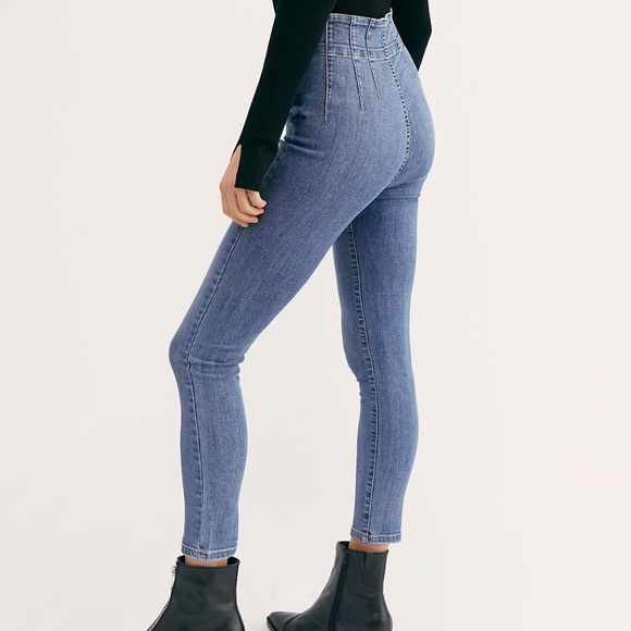 Free People Denim - 🚫✖️SOLD✖️🚫 🆕Free People High Rise Jeans